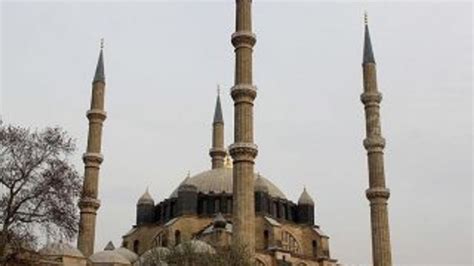 S­e­l­i­m­i­y­e­ ­C­a­m­i­s­i­­n­i­n­ ­r­e­s­t­o­r­a­s­y­o­n­u­,­ ­k­a­p­a­t­ı­l­m­a­d­a­n­ ­y­a­p­ı­l­a­c­a­k­